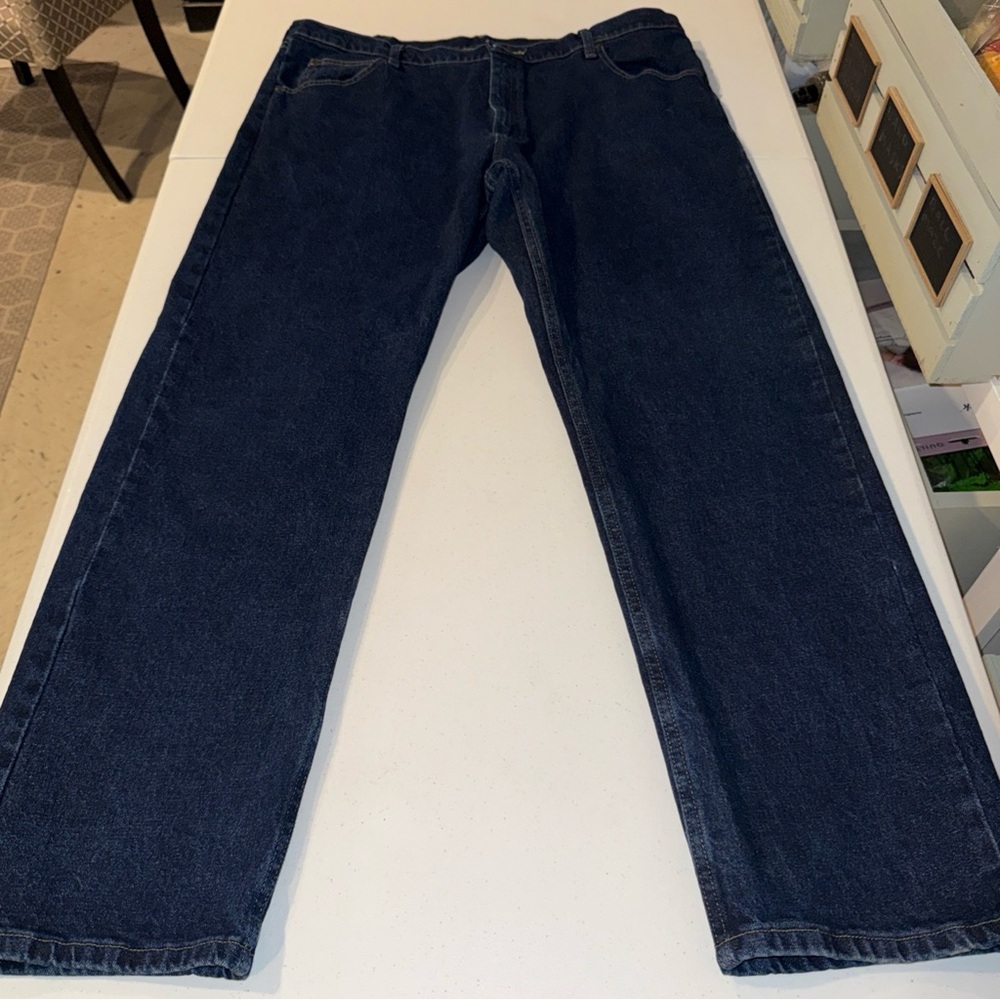 Wrangler Relaxed Fit Straight Leg Medium Wash‎ Blue Jeans Men Size 42x32